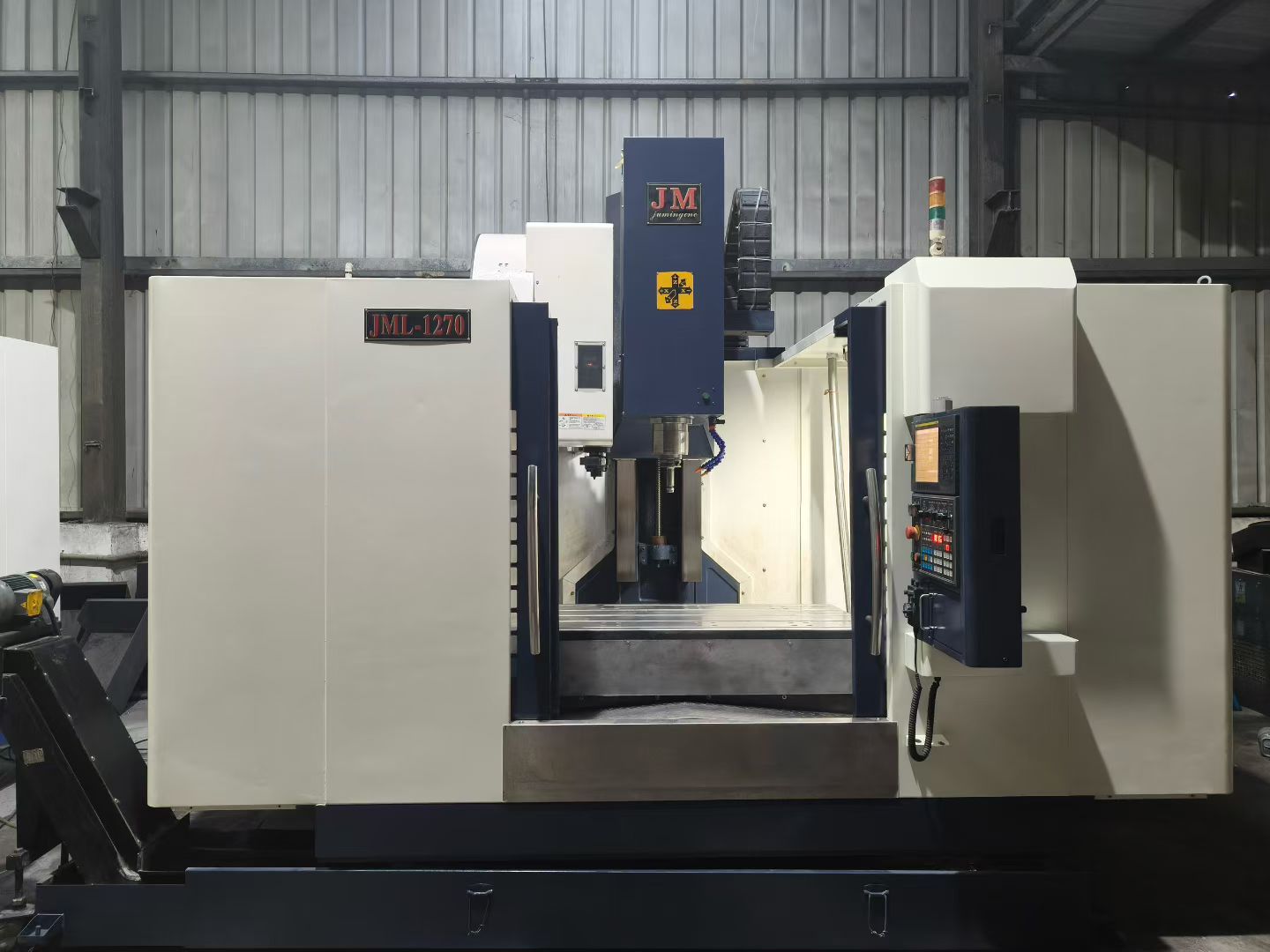 Ju Ming 1270L machining center